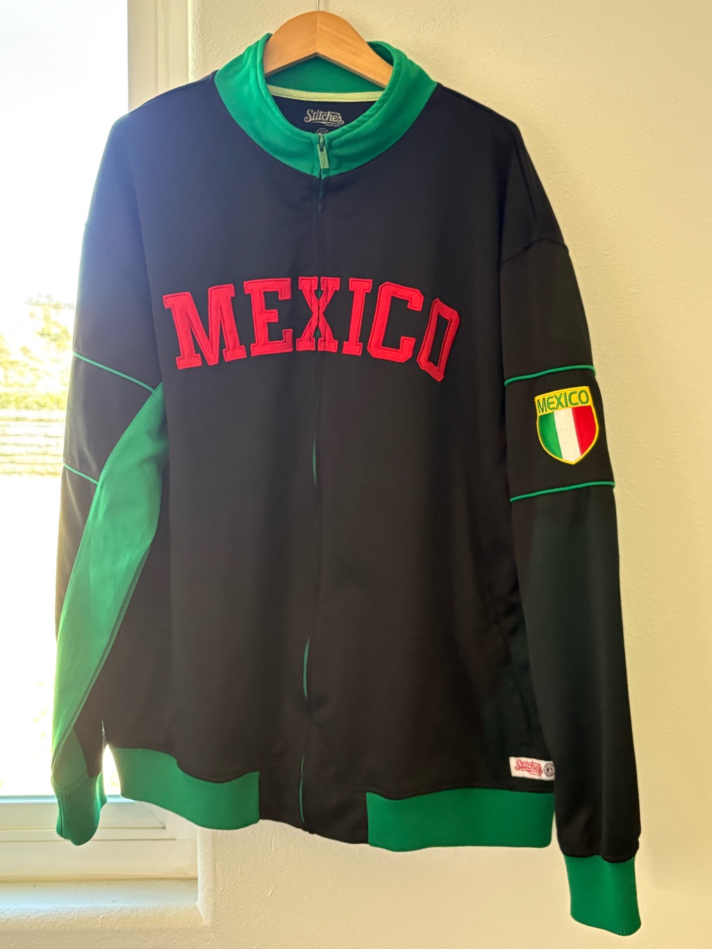 Mexico Black Green Red Jacket By Stitches Sz Xl